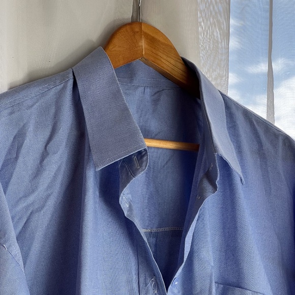 Collared Cropped Button Up Shirt - Picture 2 of 7